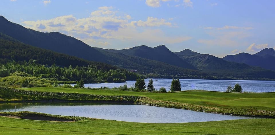 Nearby landmark, Day, Natural landscape, Lake view, Mountain view, River view