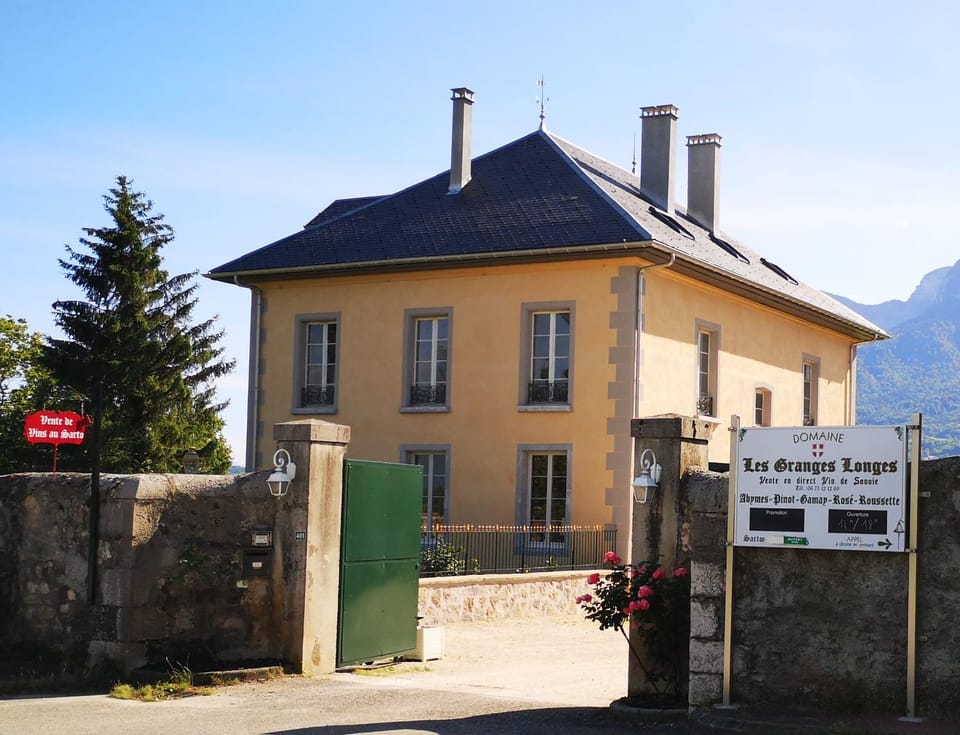 Property building, Parking