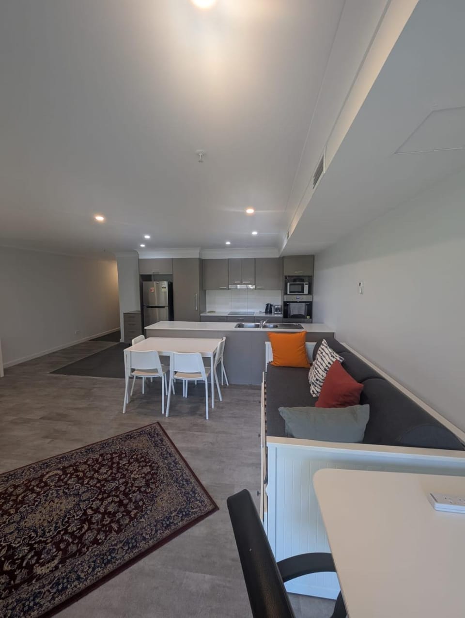 Dana-Cozy Apartment with Shared Entry in the City Apartment in Canberra