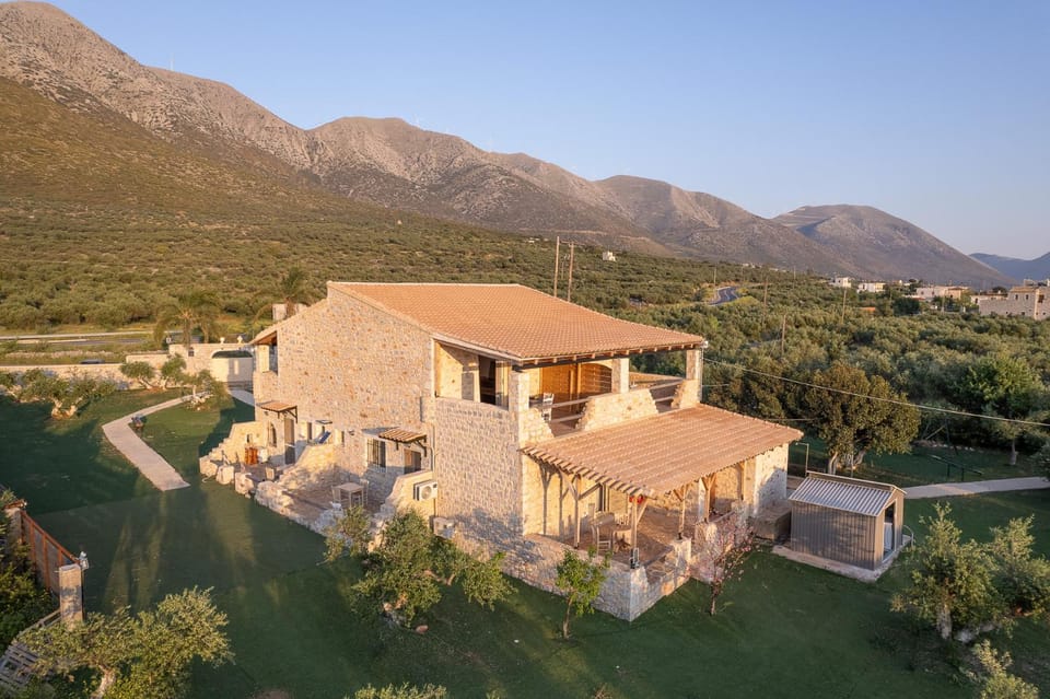 Property building, Day, Natural landscape, Mountain view