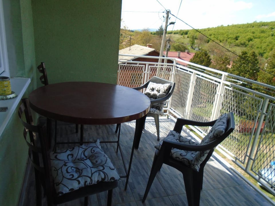 Balcony/Terrace, Balcony/Terrace