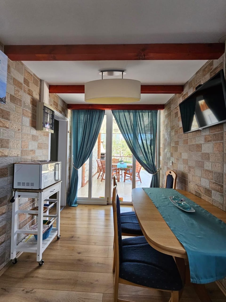 Kuća s jacuzzijem Mavrinac Villa in Nerezine