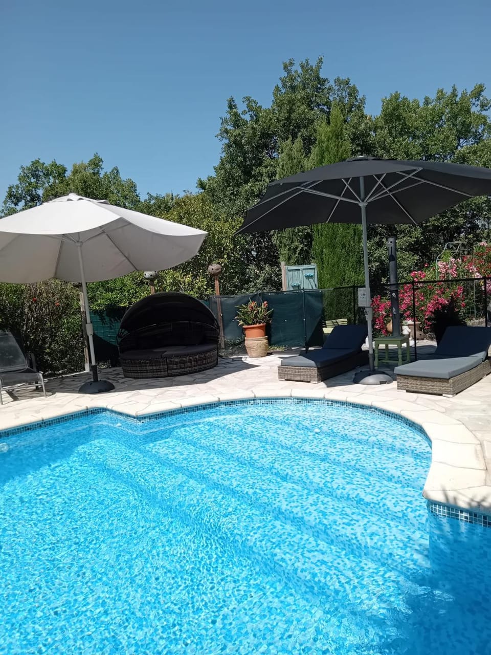 Pool view, Swimming pool