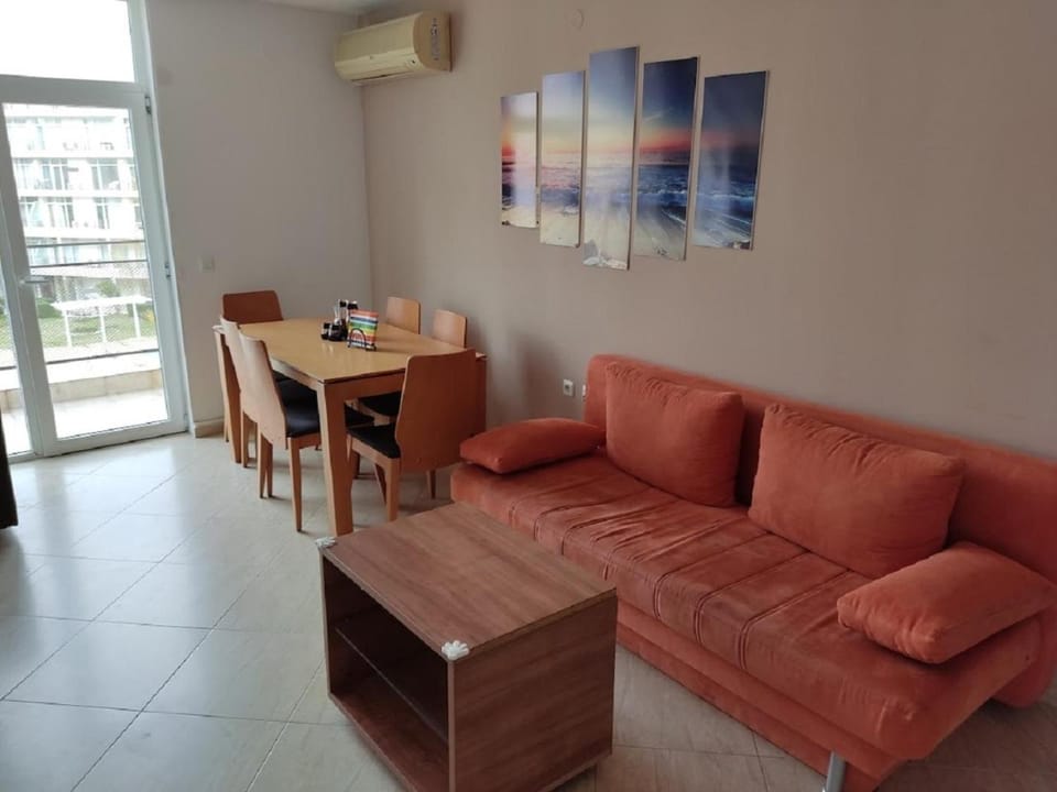 Ideal three bed apartment for families closed to the Beach Apartment in Sunny Beach