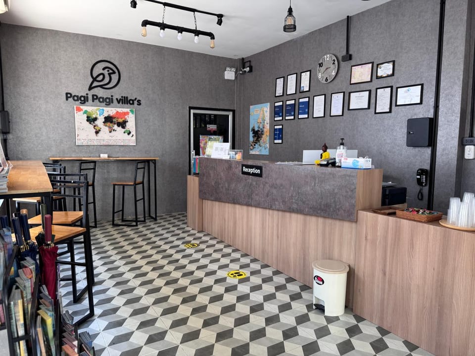 Lounge or bar