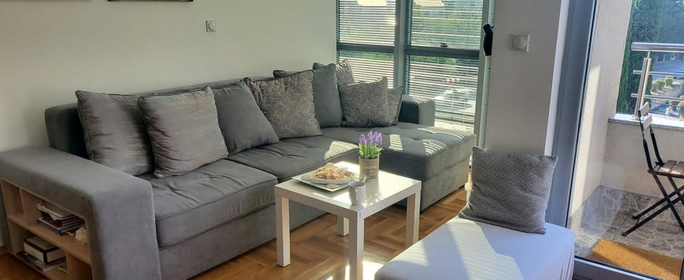Divine Apartment in Budva
