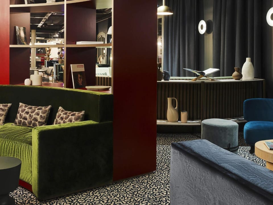 Lounge or bar