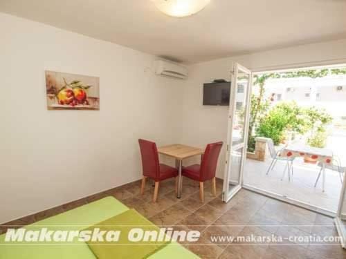 Apartman Nikolić 2 Apartment in Makarska