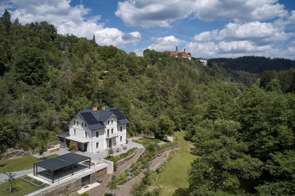 Property building, Garden, Garden view, Garden view