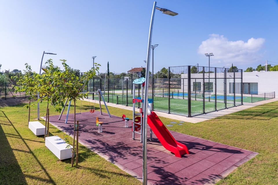 Children play ground, Pool view