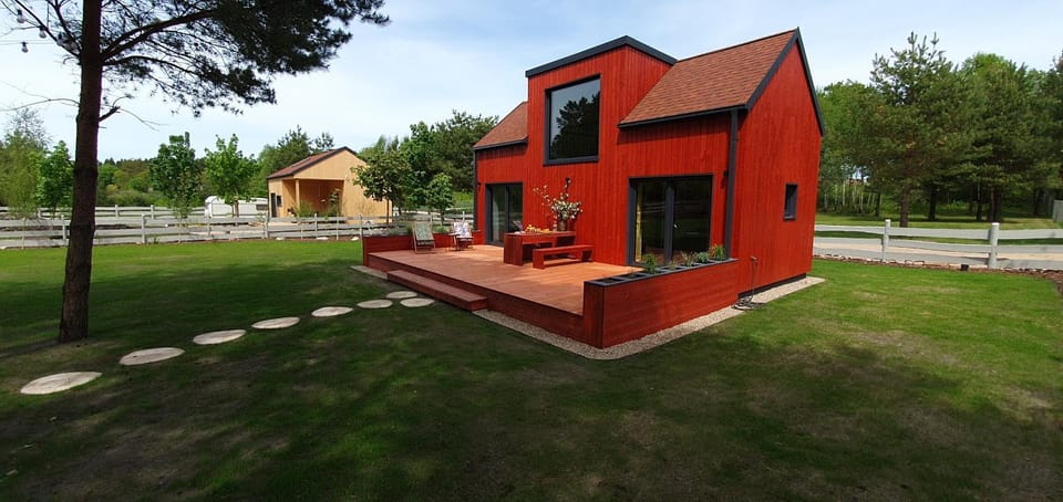 Property building, Off site, Garden, Balcony/Terrace