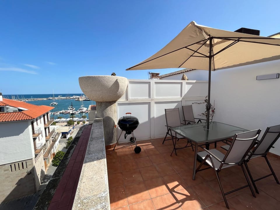 Day, Natural landscape, BBQ facilities, View (from property/room), Balcony/Terrace, Sea view