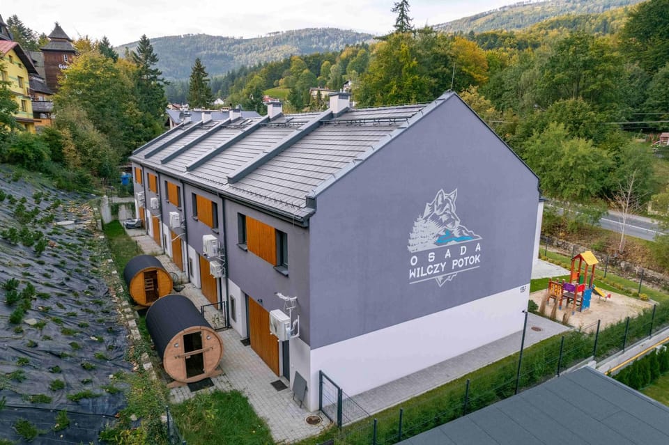Apartament Wilczy Potok 400m od wyciągu Beskid Sport Arena - Dream Apart Apartment in Poland