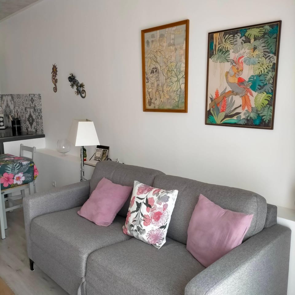 Living room, Decorative detail