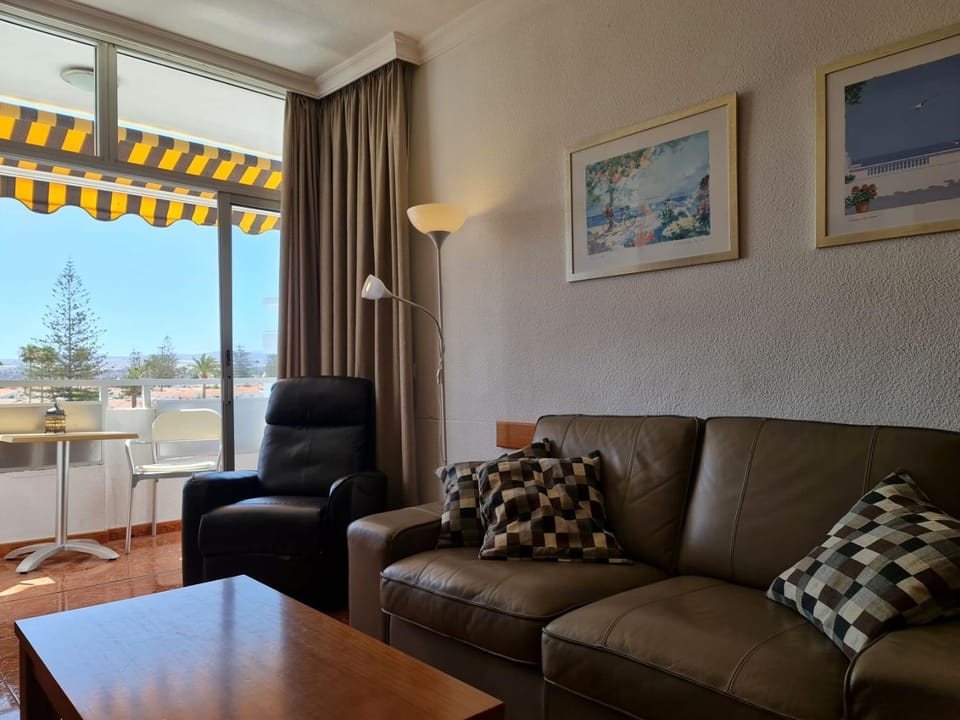 Barbados II Yumbo Two Bedroom Apartment Apartment in Maspalomas