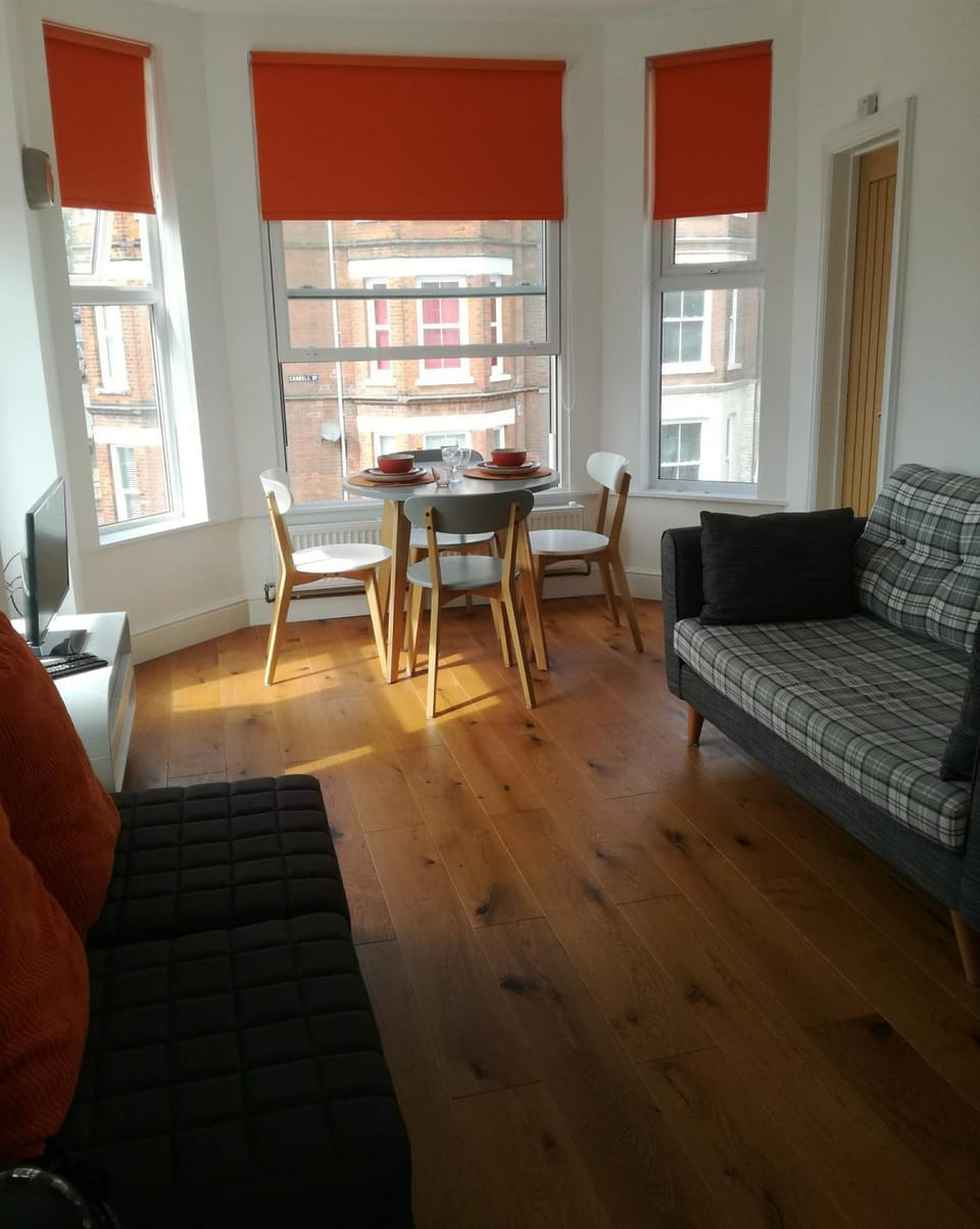 Living room, Seating area, Dining area