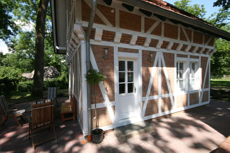 Ferienhaus Erhorn, Bettwäsche und Handtücher zubuchbar House in Lower Saxony, Germany
