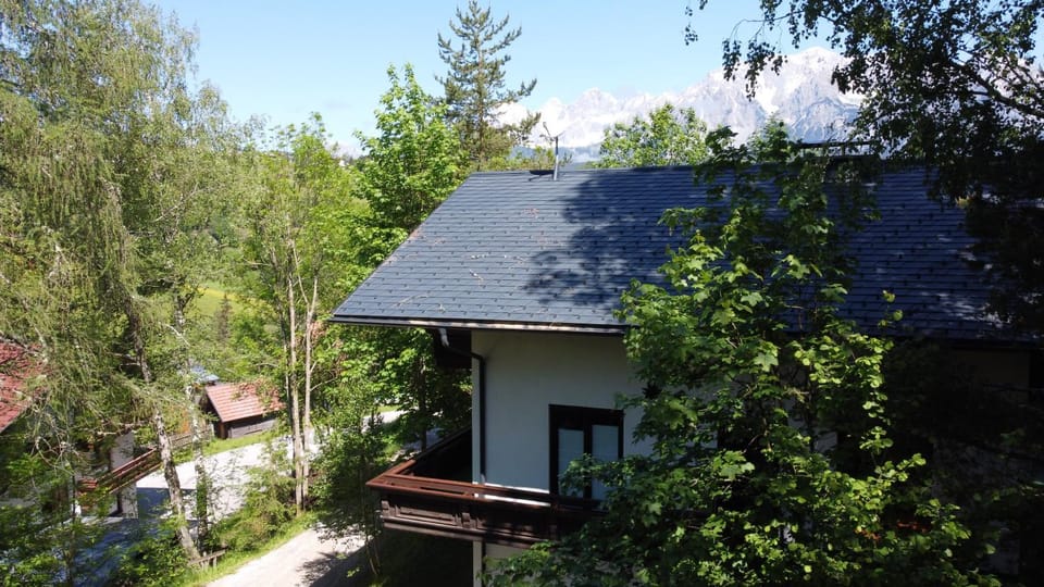 Property building, View (from property/room)