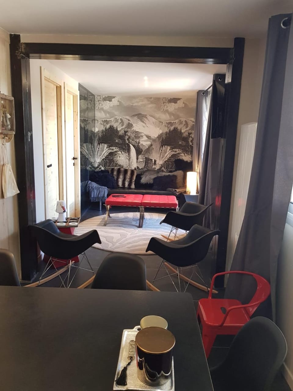 Living room, Seating area