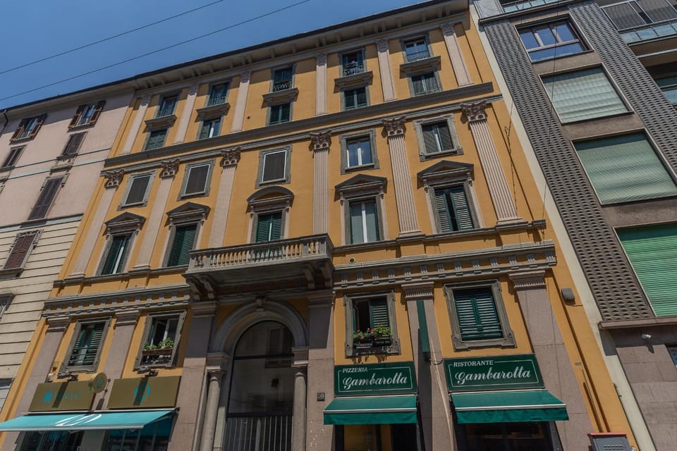 Property building, Day
