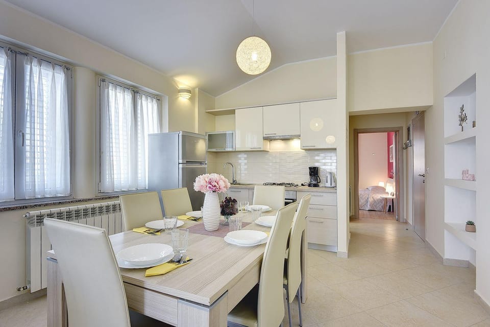 Modernes Appartement mit Balkon, BBQ, WLAN, Klima Apartment in Pula