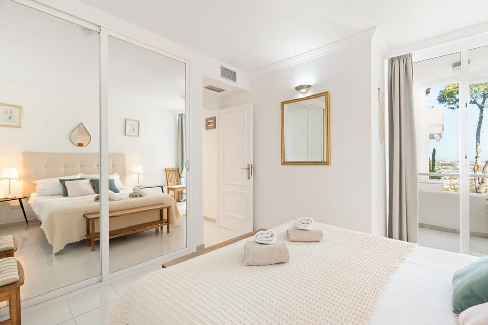 Spectacular sea views apartment in Rancho Miraflores Mijas Costa Apartment in Costa del Sol
