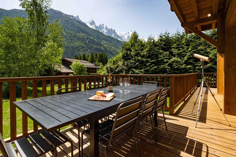 Balcony/Terrace, Mountain view