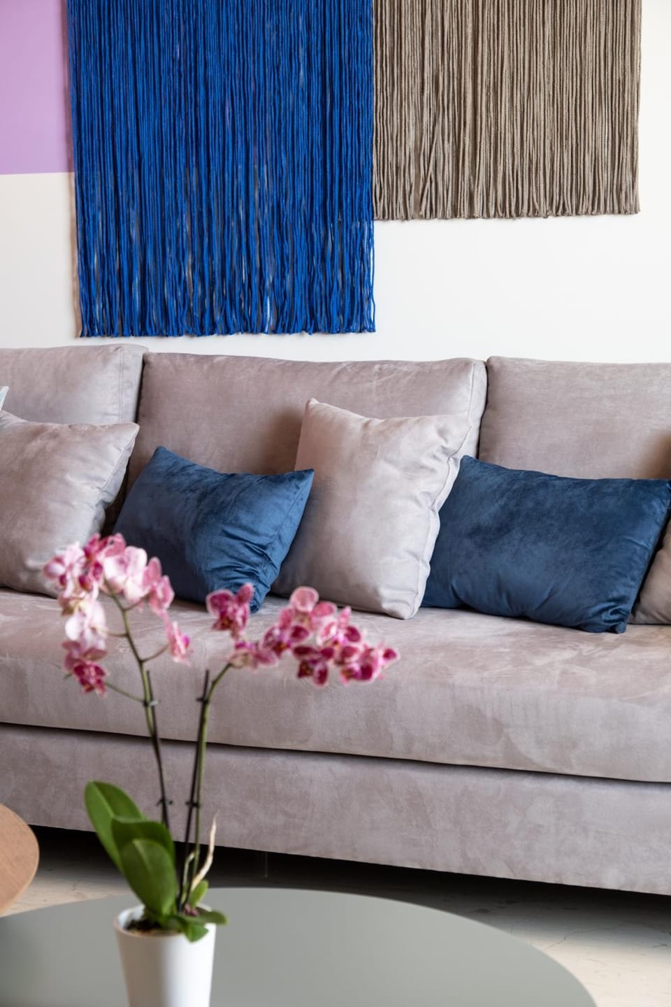 Living room, Decorative detail, Decorative detail, Seating area