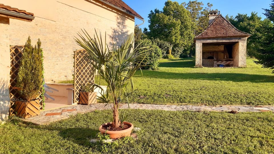 Gites Le Clos de Lamie avec 2 piscines privées House in Nouvelle-Aquitaine