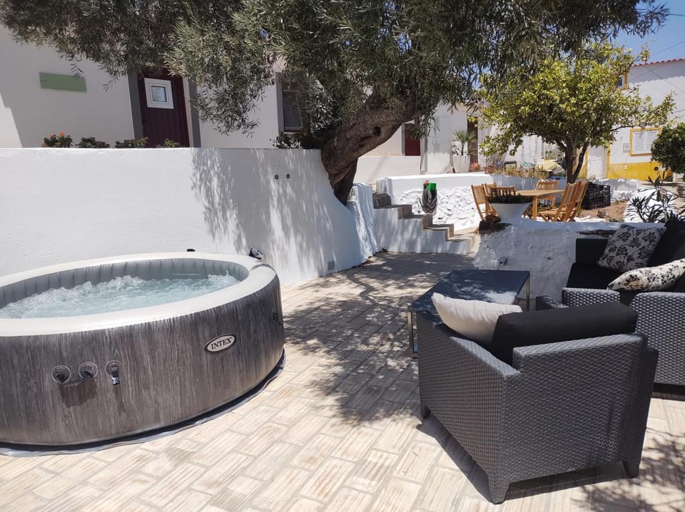 Garden, Hot Tub, Hot Tub