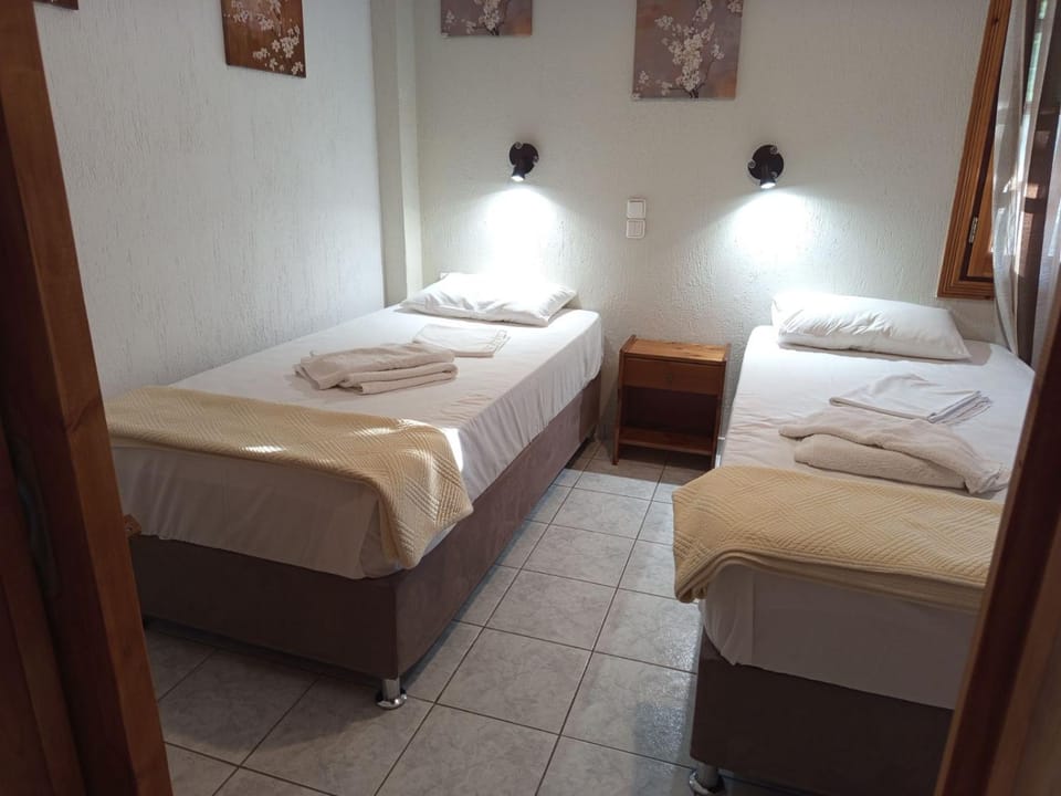 Elsa Stafilos Apartment in Sporades, Greece