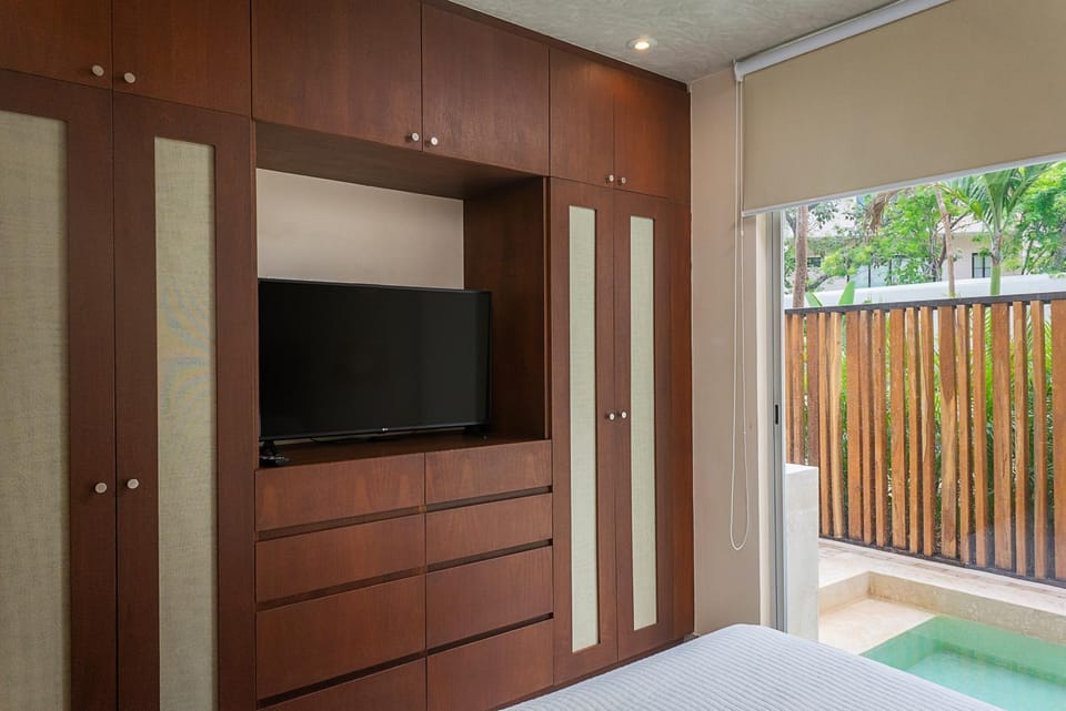 TV and multimedia, Bedroom
