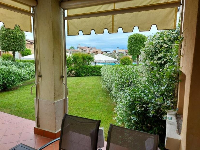Garden, Swimming pool
