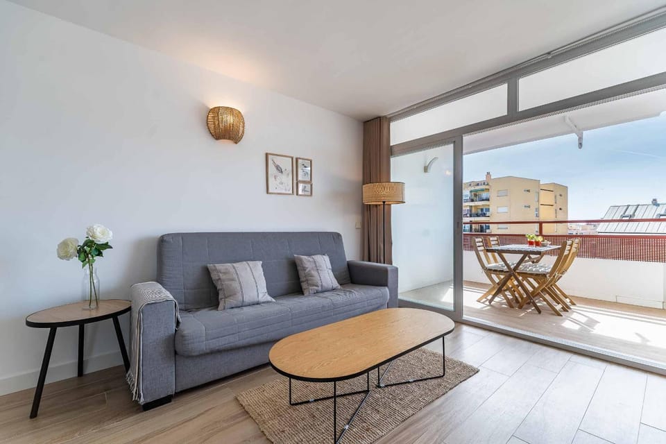 Balcony/Terrace, Living room