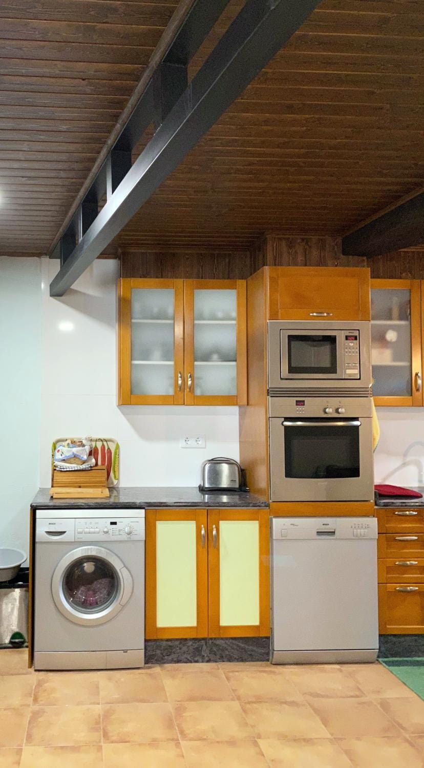 Kitchen or kitchenette, minibar, pet friendly, toaster