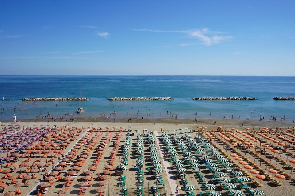 Natural landscape, Summer, Beach, Landmark view, Sea view, sunbed