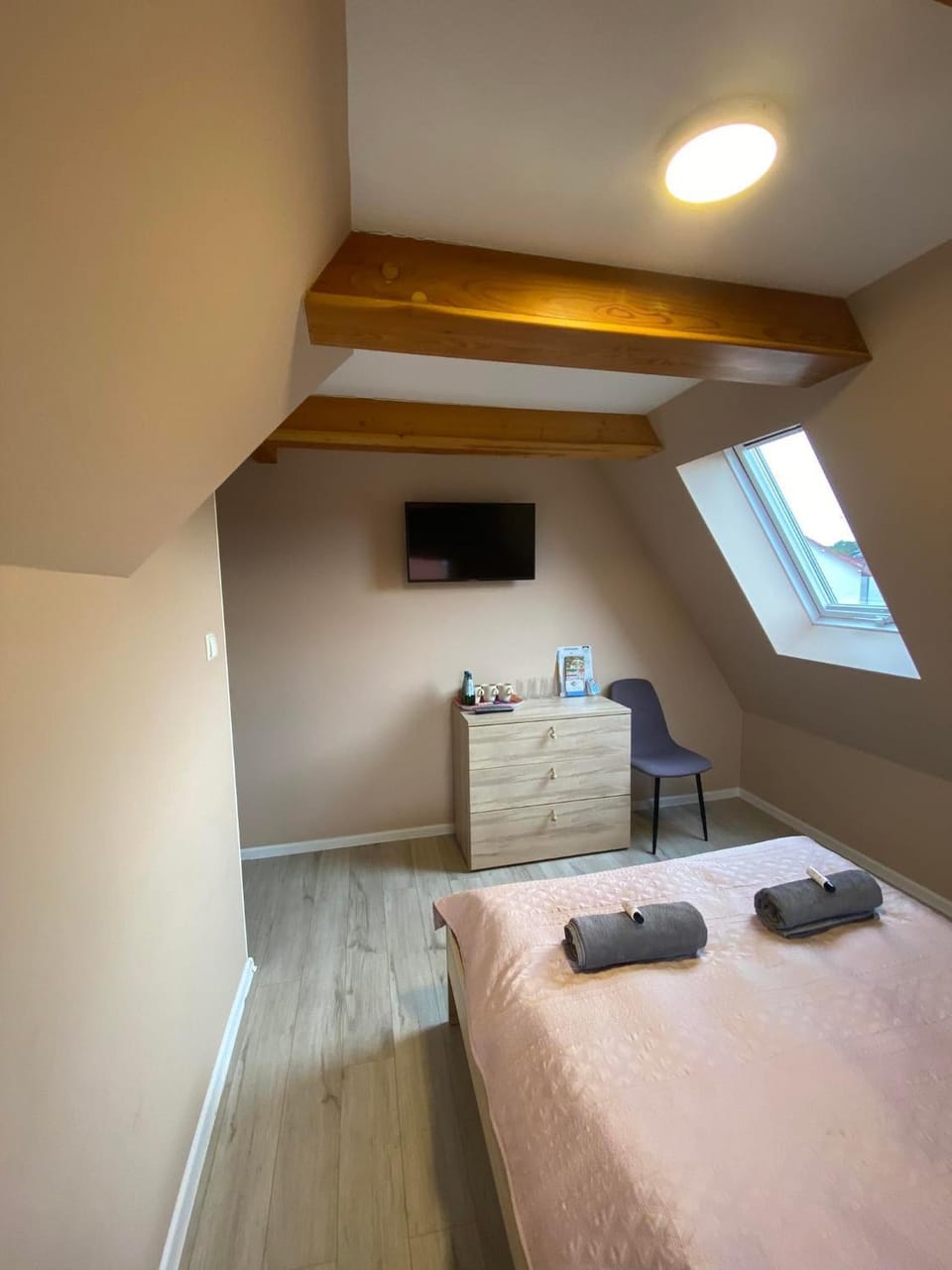 BALTIC VIBES - pokoje gościnne Campground/ 
RV Resort in West Pomeranian Voivodeship, Poland