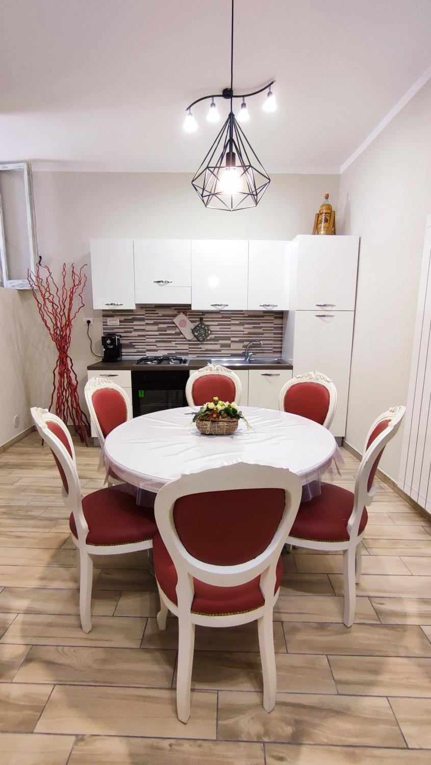 Living room, Dining area, kitchen