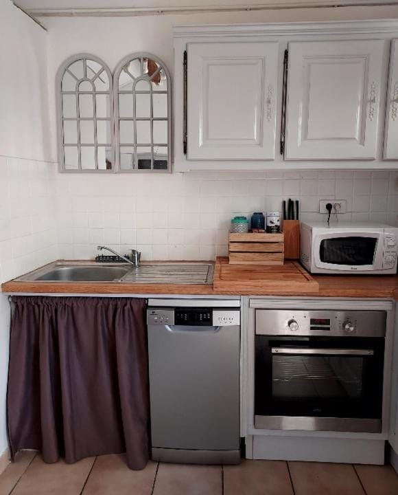 L'esquiróu Apartment in French Riviera