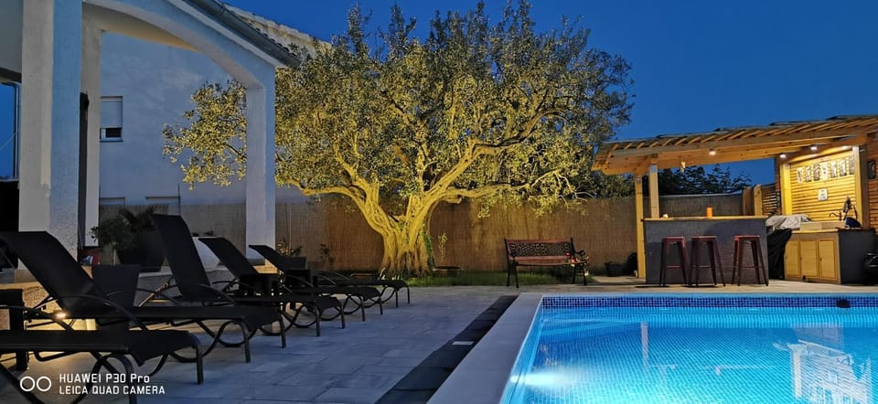 Property building, Night, Garden, Pool view, Swimming pool, sunbed