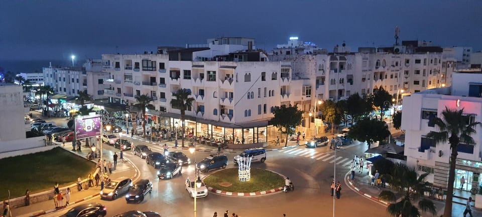 Property building, Night, People, Neighbourhood, Bird's eye view, City view, Street view, Location