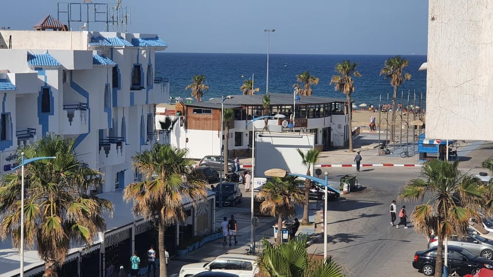 Neighbourhood, City view, Sea view, Street view
