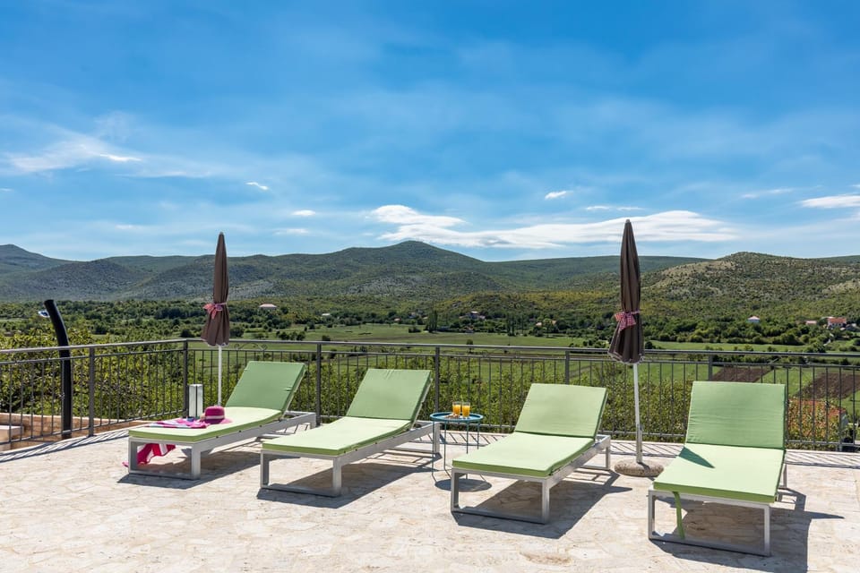 Natural landscape, sunbed