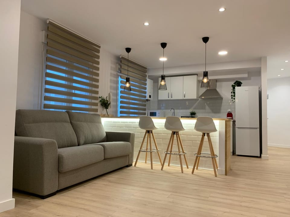 APARTAMENTOS SANTULLANO 2 Apartment in Oviedo