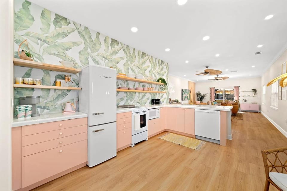 Kitchen or kitchenette, dishwasher, oven, stove