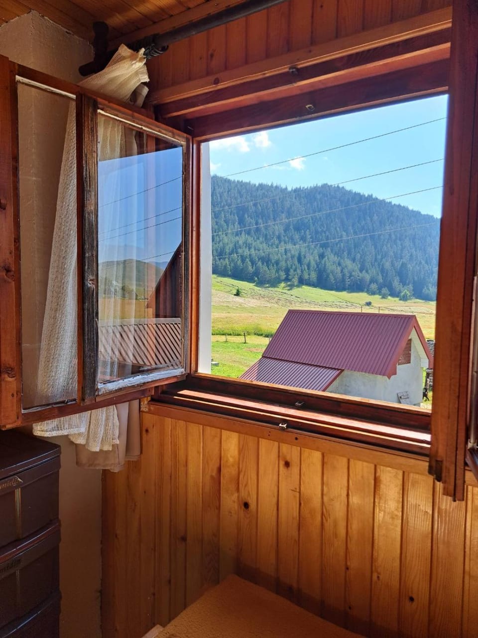 Vikendica Iskra House in Montenegro