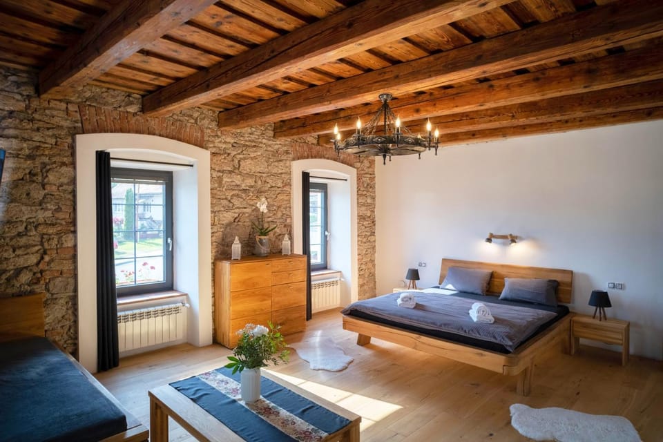 Bed, Living room, Bedroom