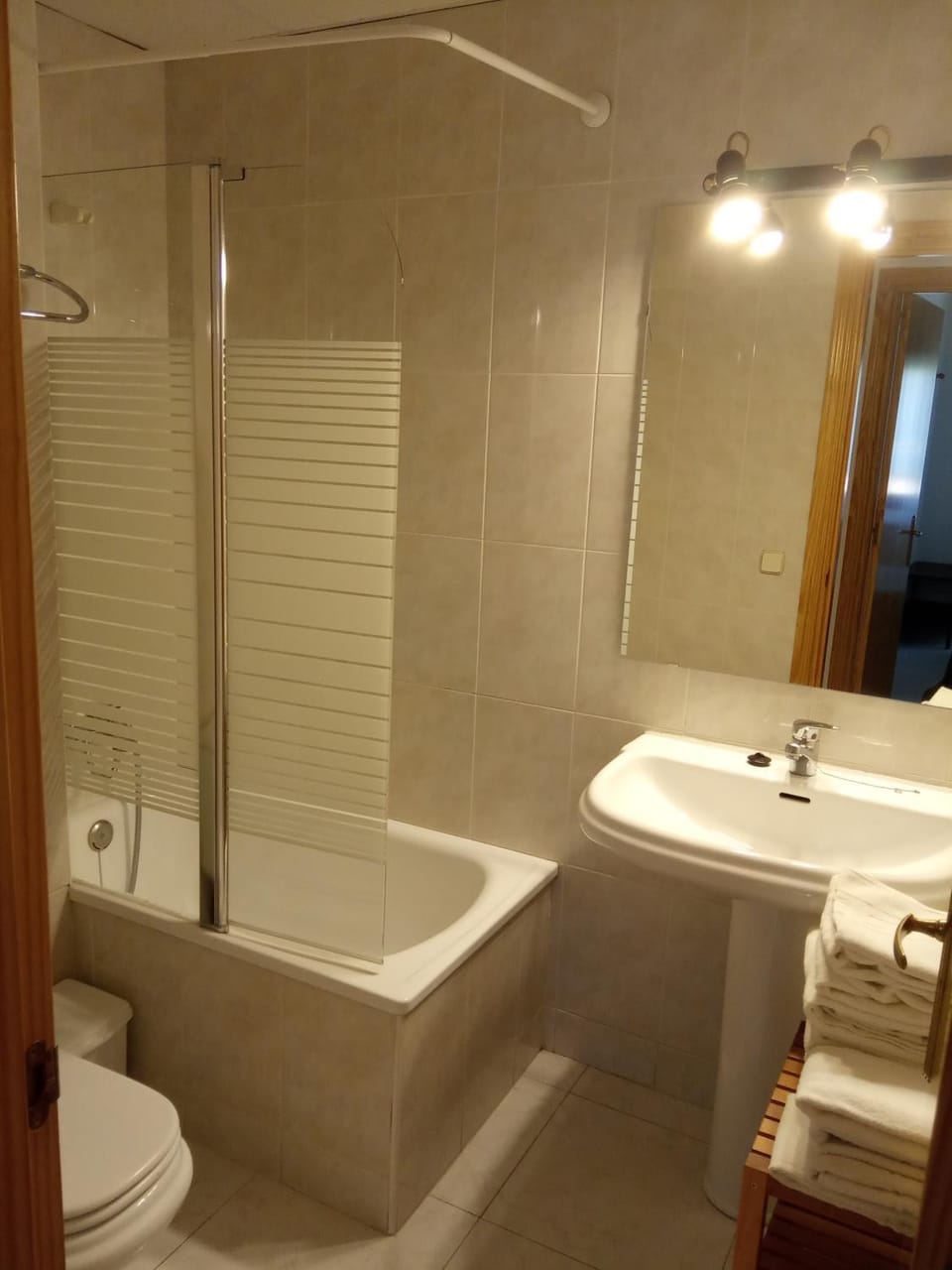 APARTAMENTS CASA NANDO. Apartment in Esterri d'Àneu