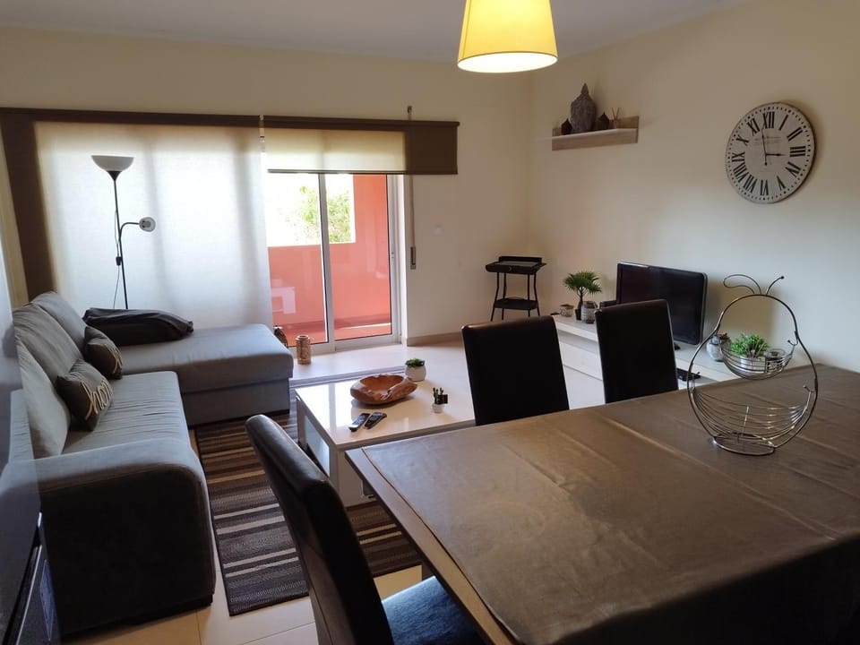 T2 Novo Alto do Quintão Apartment in Portimao