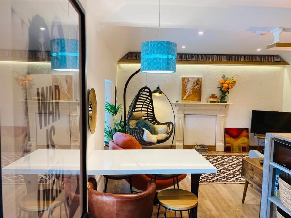 3 Bed Apartment/Explore the Area/Enjoy our Pub Apartment in County Galway